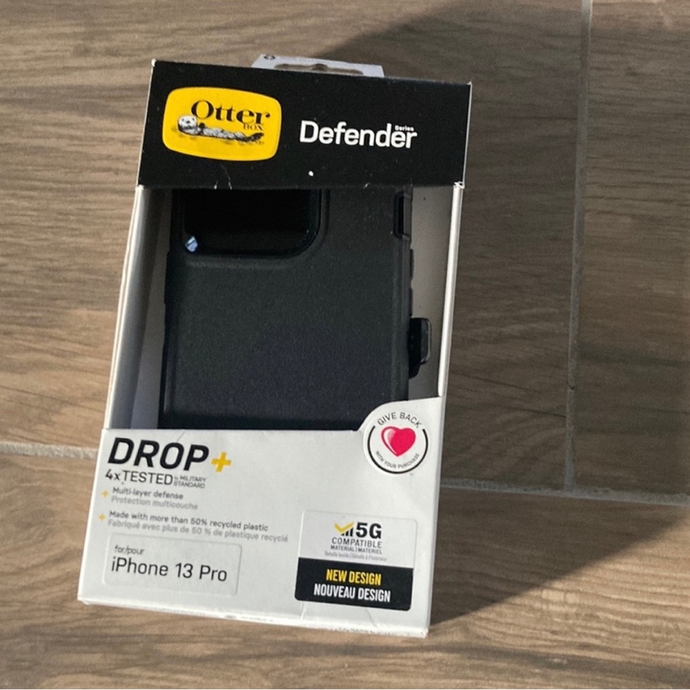Otterbox Case and Holder- Defender Series